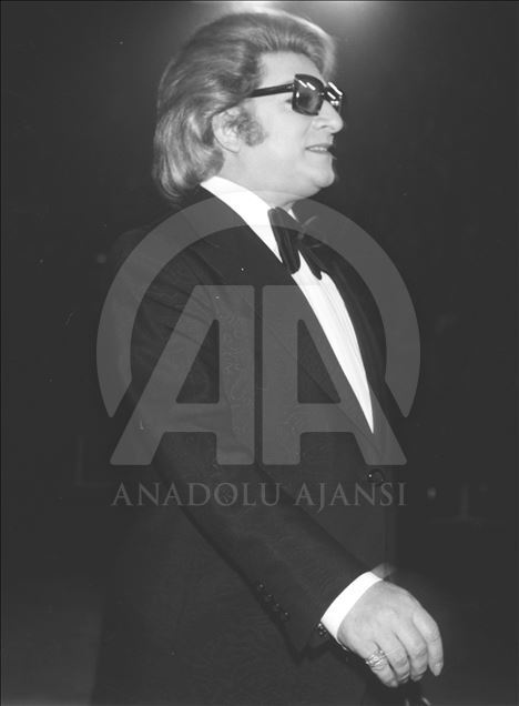 Zeki Müren
