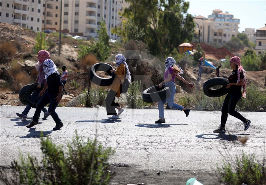 İsrail güçlerinden Filistinli tutuklulara destek gösterisine müdahale

