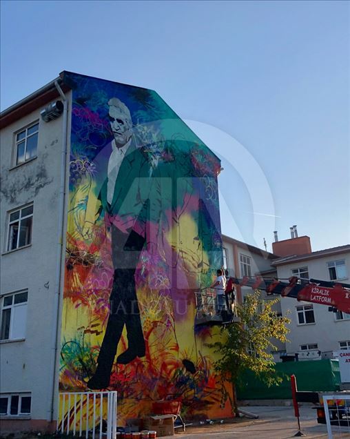 Mural de los escritores Gabriel García Márquez y Yaşar Kemal en Ankara, Turquía