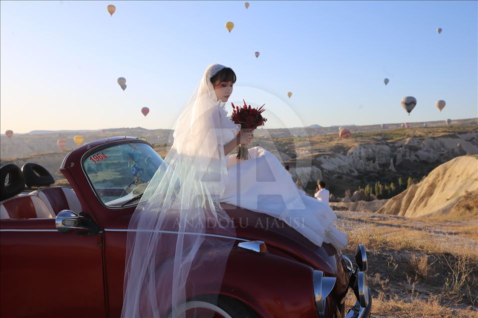 Kapadokya'da yeni aktivite: "Klasik otomobil turu"
