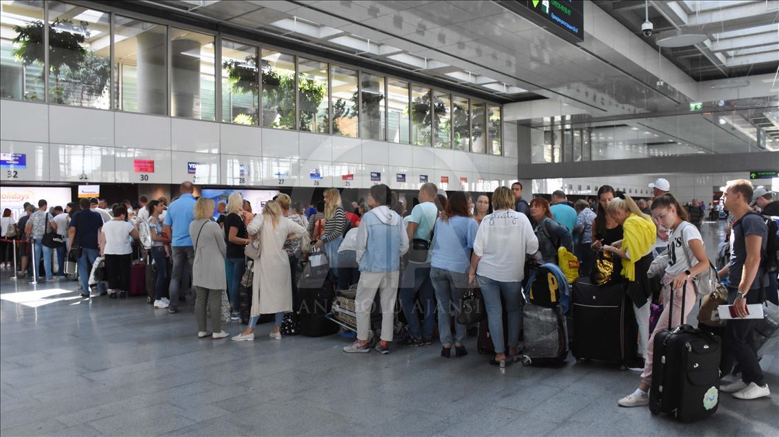 İngiliz tur operatörü Thomas Cook'un iflası