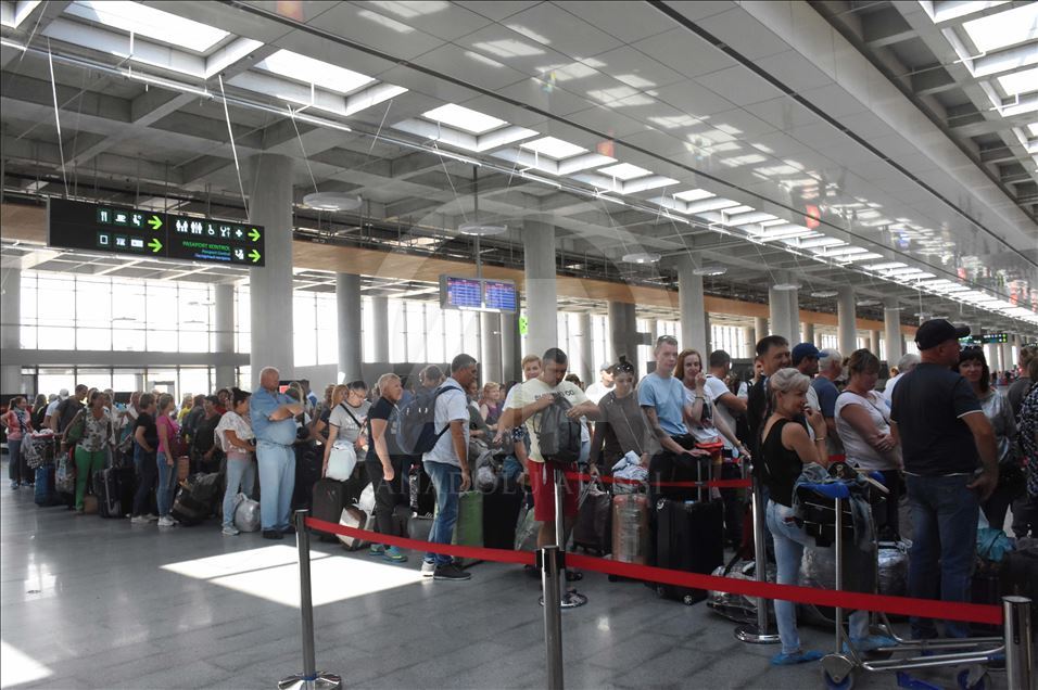 İngiliz tur operatörü Thomas Cook'un iflası