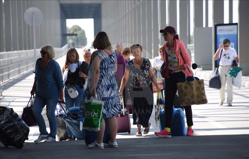İngiliz tur operatörü Thomas Cook'un iflası