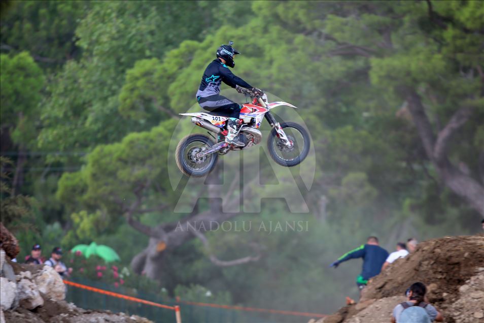 Мотогонки в Анталье: Яркие моменты Sea To Sky Enduro