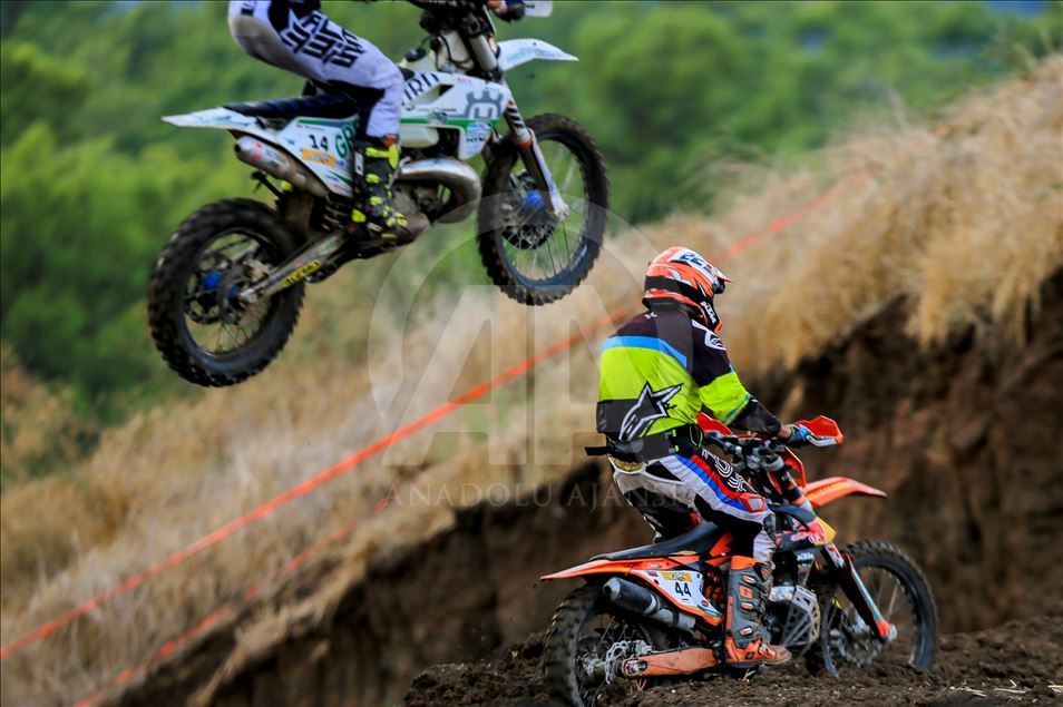 Мотогонки в Анталье: Яркие моменты Sea To Sky Enduro
