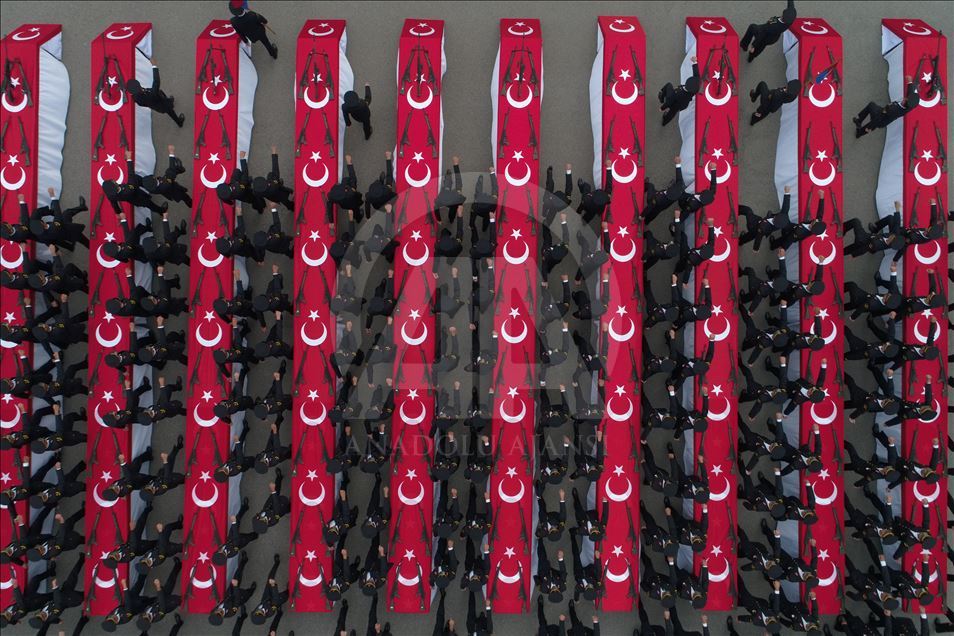 Bursa'da astsubay adayları yemin etti