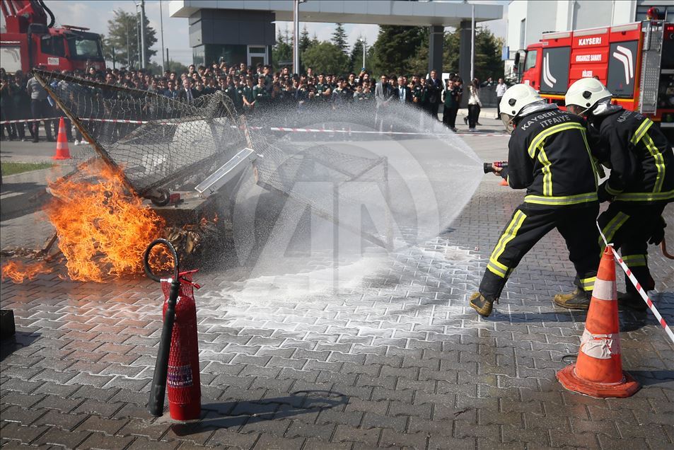 "Bizler herkesin kaçtığı yere koşarak gidiyoruz"