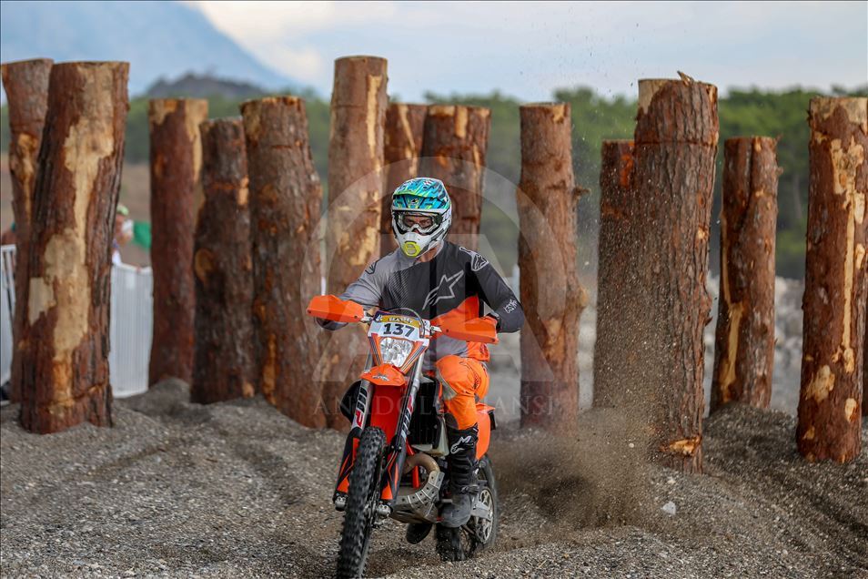 Мотогонки в Анталье: Яркие моменты Sea To Sky Enduro