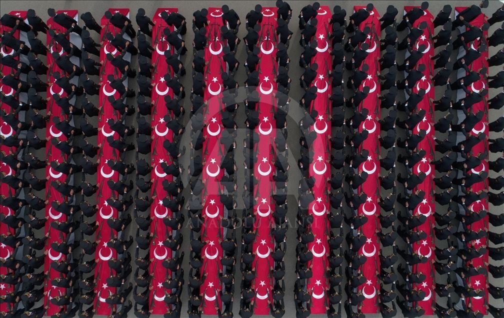 Bursa'da astsubay adayları yemin etti