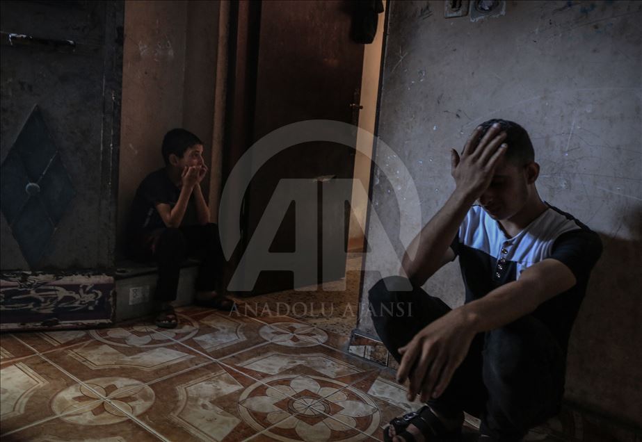 المئات يشيعون فلسطيني قتلته إسرائيل قرب حدود غزة