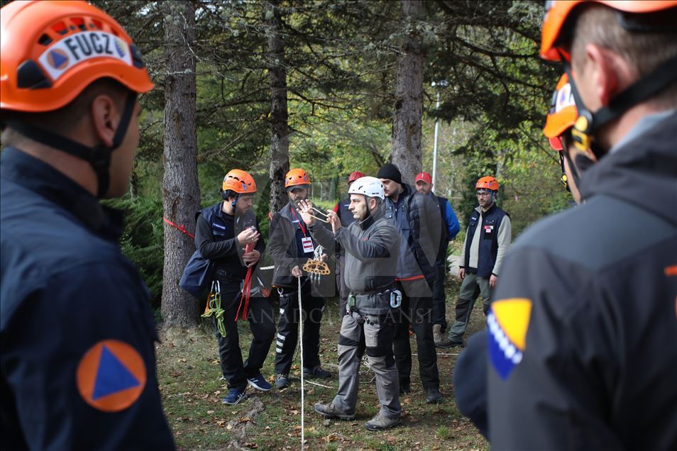 Tjentište: Završena ”Osnovna obuka potrage i spašavanje u prirodi Bosna i Hercegovina 2019."