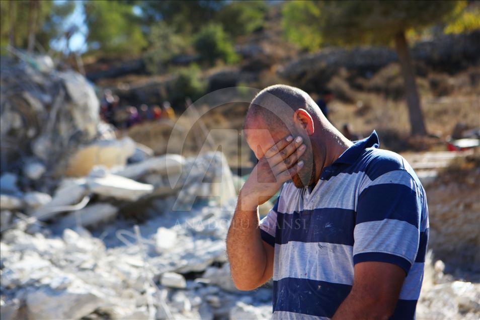 Israeli forces demolish a house of a Palestinian
