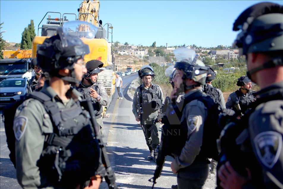 Israeli Forces Demolish A House Of A Palestinian - Anadolu Ajansı