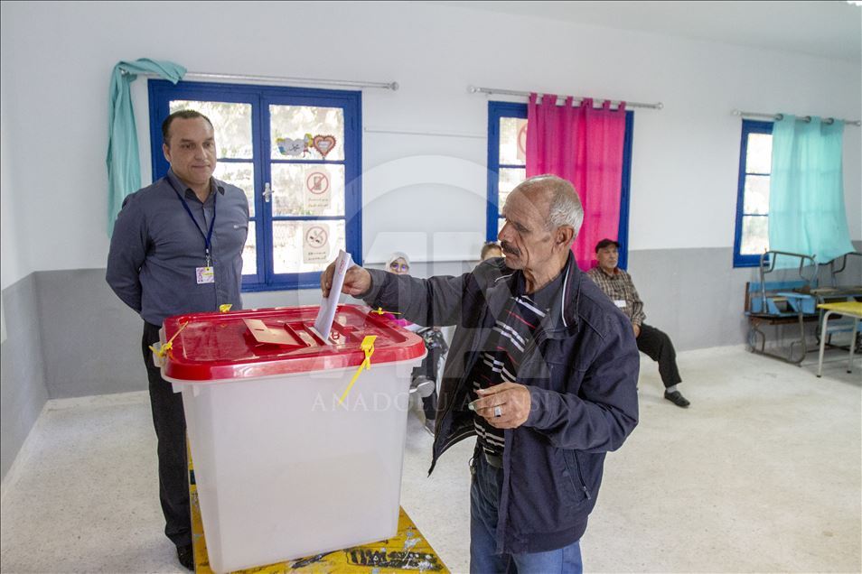 Tunisie / Législatives : ouverture des bureaux de vote pour les deuxièmes élections législatives depuis la révolution de 2011