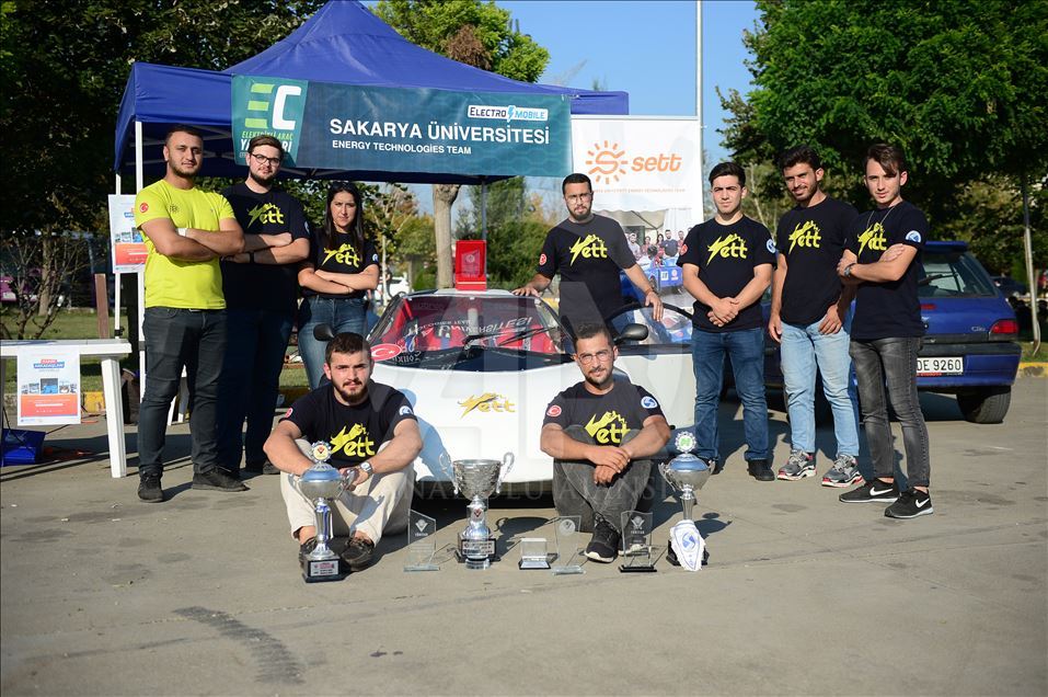 Çevre dostu elektrikli araç ürettiler