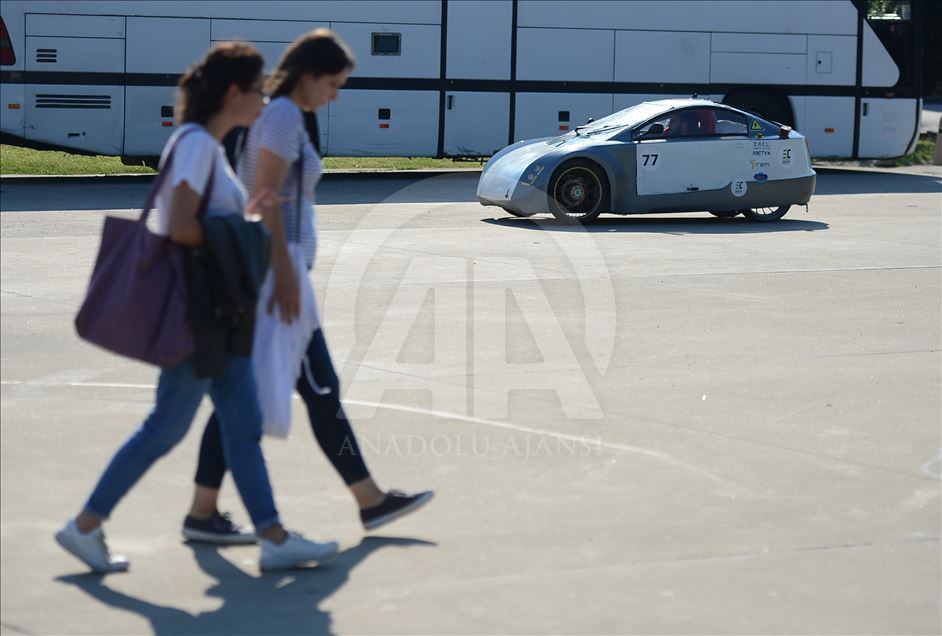 Çevre dostu elektrikli araç ürettiler