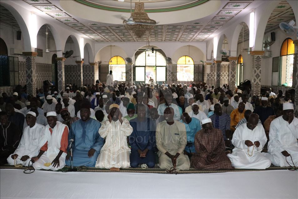 Senegal’de bir asırdır susmayan zikir: Hadarat-ul Cuma