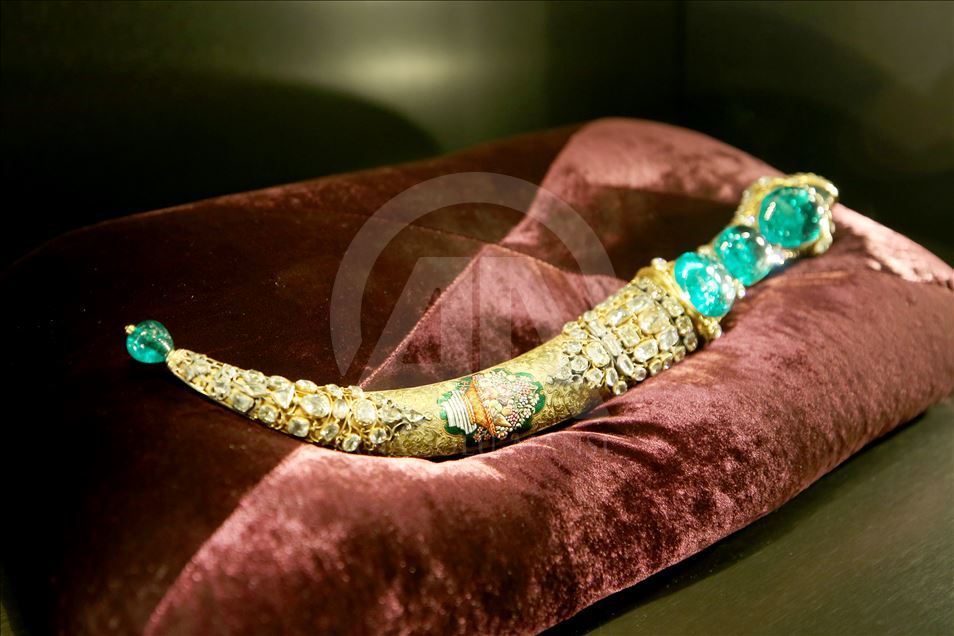 إسطنبول.. عرض قطع أثرية ثمينة لأول مرة في قصر "طوب قابي" التاريخي
