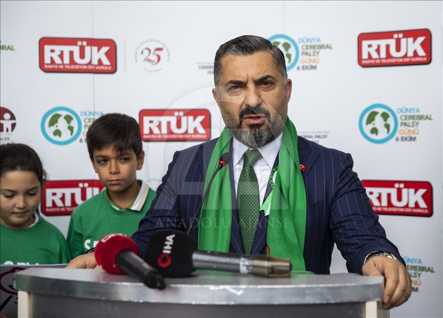 Serebral palsili çocuklar ve aileleri RTÜK'te buluştu
