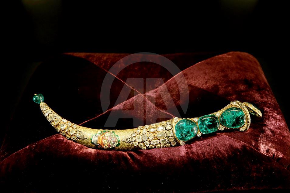 إسطنبول.. عرض قطع أثرية ثمينة لأول مرة في قصر "طوب قابي" التاريخي
