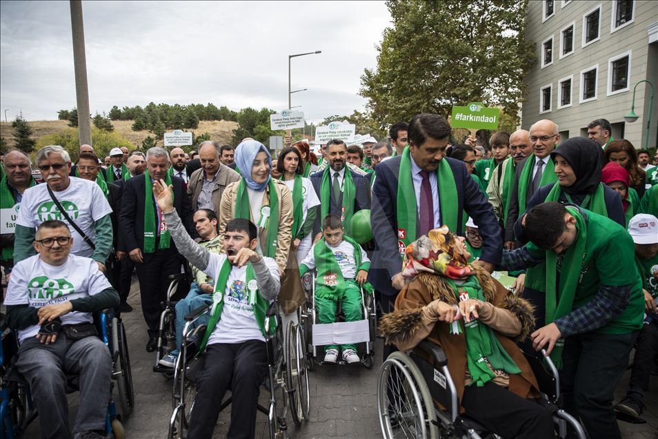 Serebral palsili çocuklar ve aileleri RTÜK'te buluştu