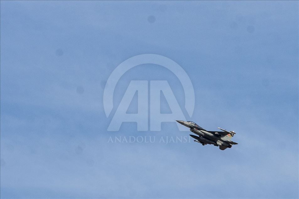 قاعدة القيادة الجوية الثامنة في ولاية ديار بكر التركية تشهد تحركات مكثفة للطائرات العسكرية