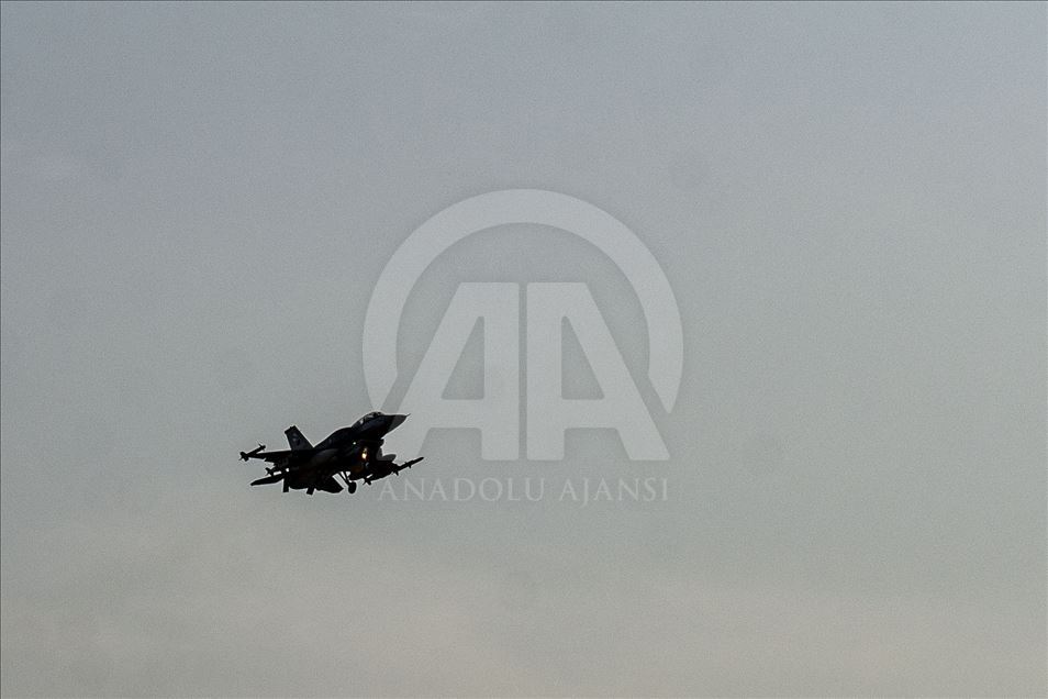 قاعدة القيادة الجوية الثامنة في ولاية ديار بكر التركية تشهد تحركات مكثفة للطائرات العسكرية