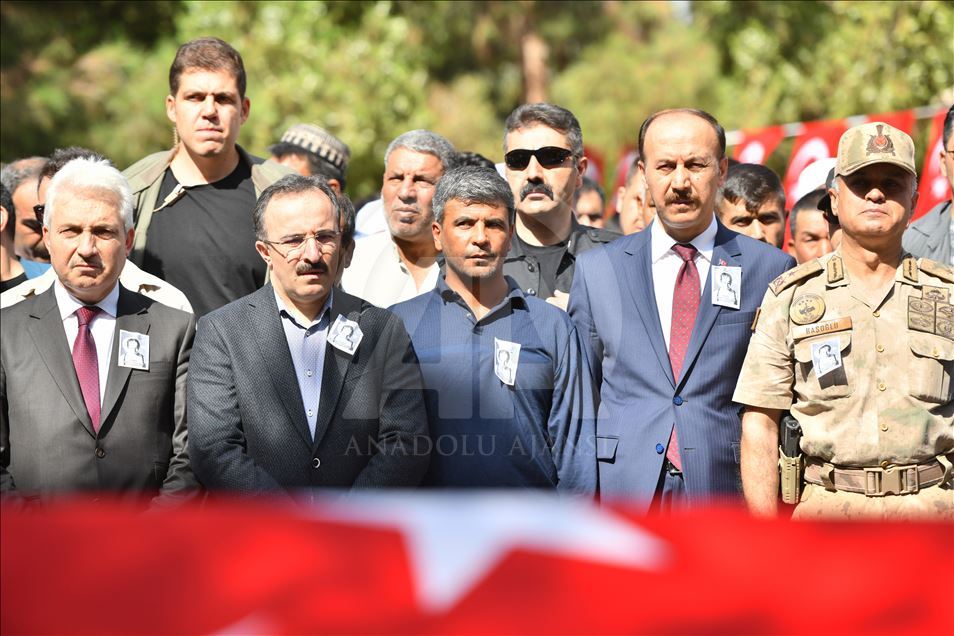 Ceylanpınar'da şehit olan 11 yaşındaki Elif için tören