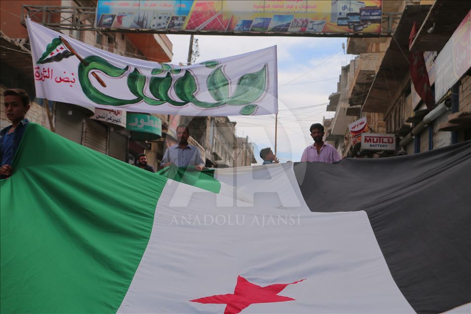 تظاهرات مردمی در حمایت از عملیات «چشمه صلح» در ادلب