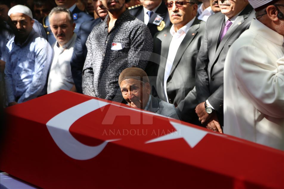 Şehit Uzman Onbaşı Mermer son yolculuğuna uğurlandı
