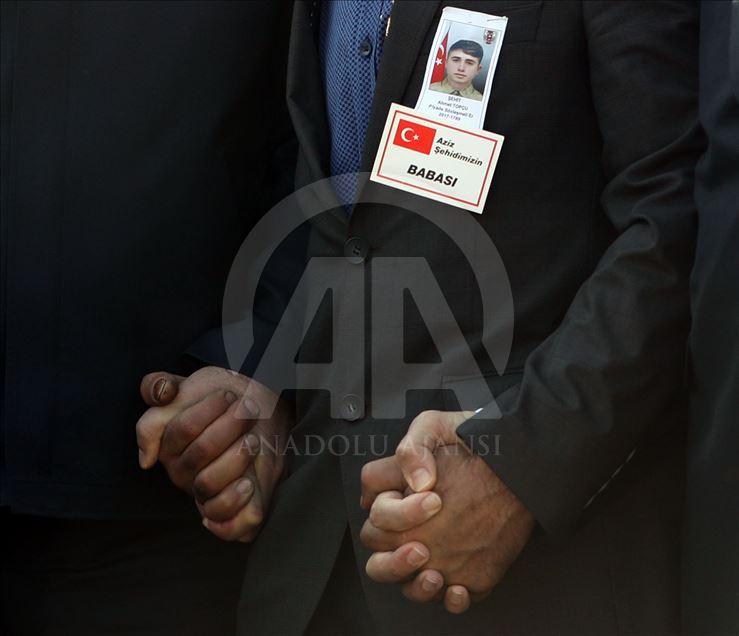 Şehit Er Ahmet Topçu son yolculuğuna uğurlandı

