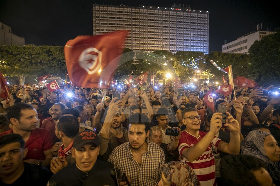 Tunuslular Said'in seçim başarısını kutladı
