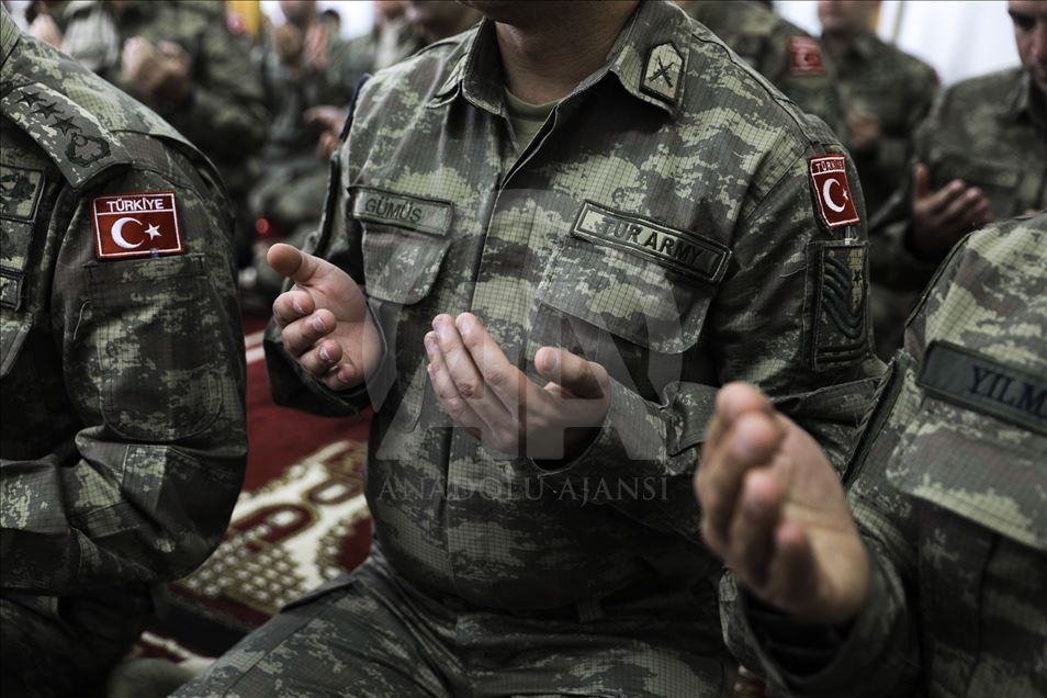 حمایت سربازان ترکیه در بوسنی از عملیات چشمه صلح