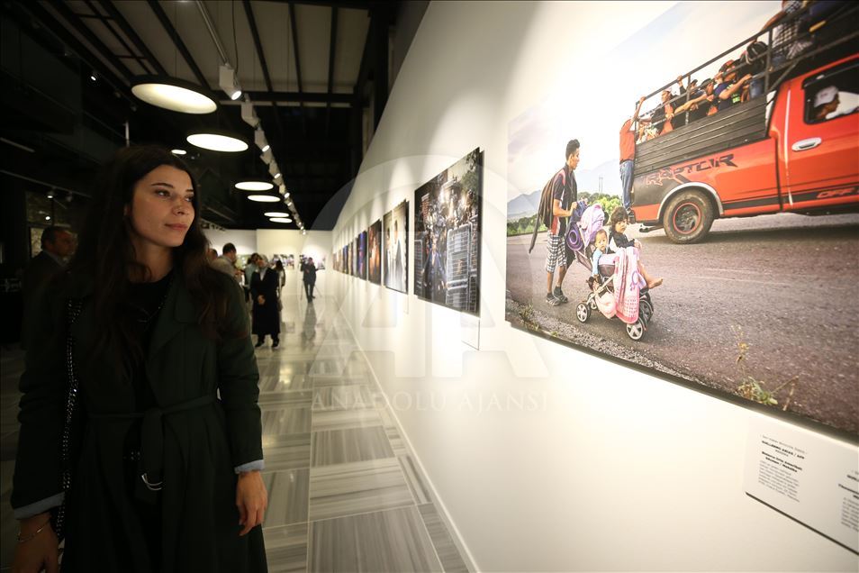 افتتاح نمایشگاه آثار برتر مسابقه بین المللی عکس آناتولی در استانبول
