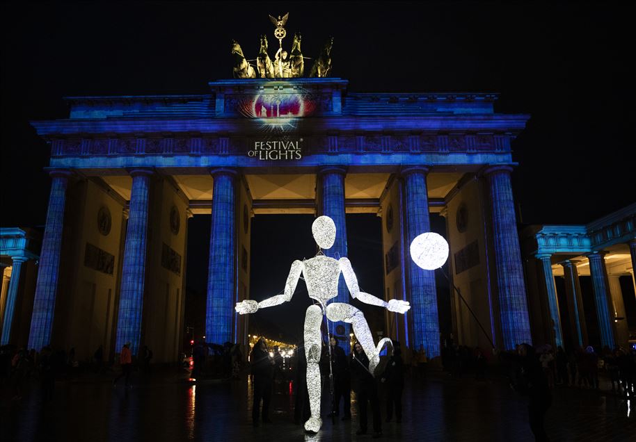 Berlin'de '"Festival of Lights" ışık festivali başladı