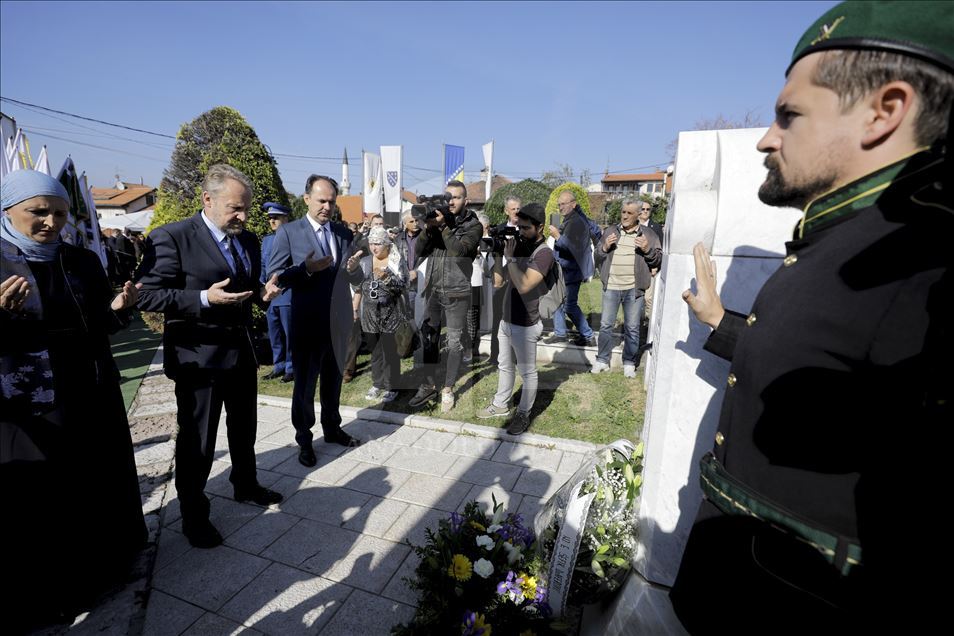 Bakir Izetbegović na Kovačima: Alija je bio izvrstan i čovjek i otac i prijatelj