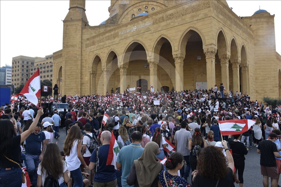 Protestas antigubernamentales continúan en Líbano 