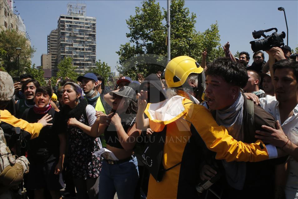 Şili'de protestolar