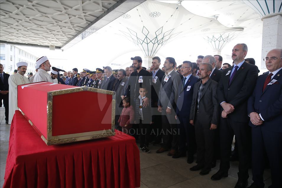 Şehit Uzman Onbaşı Umut Coşkun son yolculuğuna uğurlandı