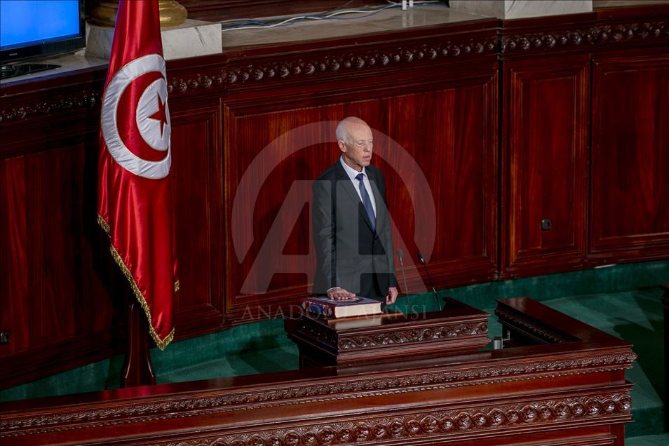 تونس.. انطلاق مراسم أداء الرئيس قيس سعيد اليمين الدستورية
