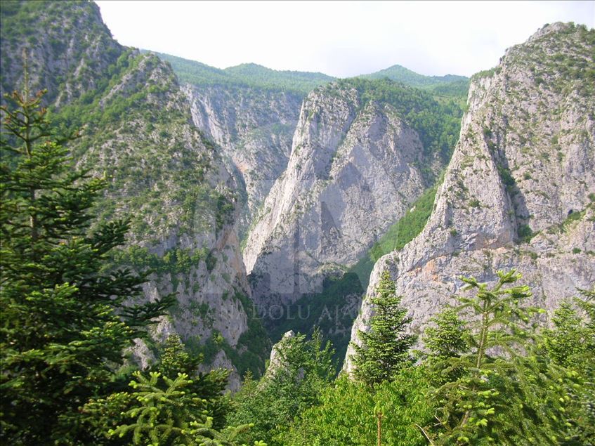 Turqi, kanioni i dytë më i thellë në botë tërheq vizitorët