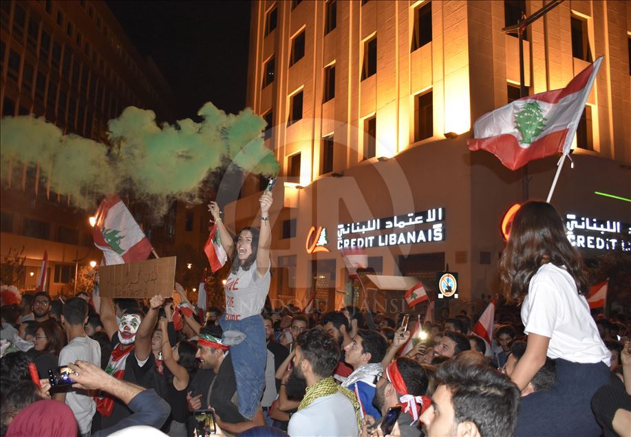 Lübnan'daki hükümet karşıtı gösteriler 7'nci gününde
