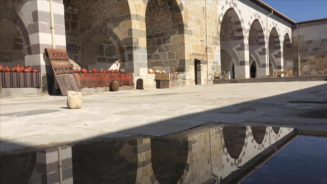 شکوه معماری سلجوقی در کاروانسرای «زازالدین» ترکیه
