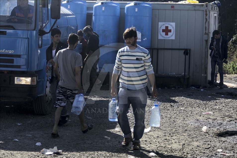 AA u kampu Vučjak: Oko 650 migranata od sutra će ponovo imati topli obrok 