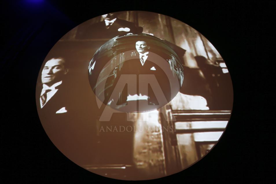 "29 Ekim Cumhuriyete Giden Yol" Dijital Gösterim Merkezi açıldı