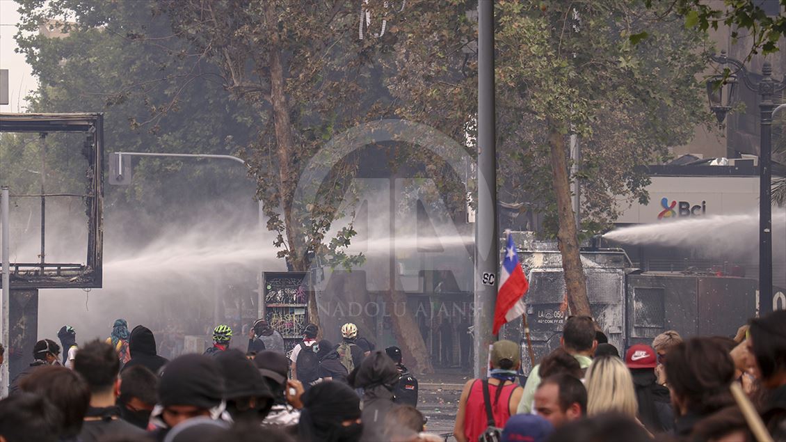 Şili'de protestocular kalıcı çözümler istiyor