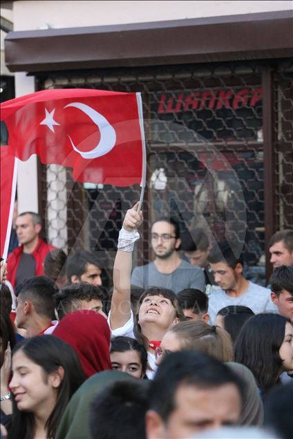 Shkup, organizohet "Mitingu i solidarizimit me Turqinë"
