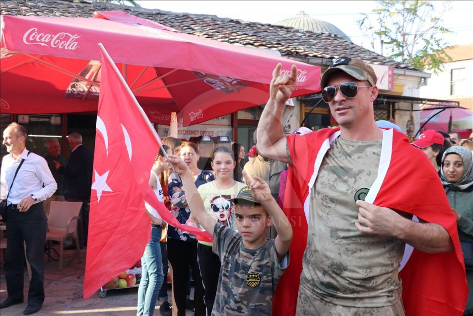 Shkup, organizohet "Mitingu i solidarizimit me Turqinë"