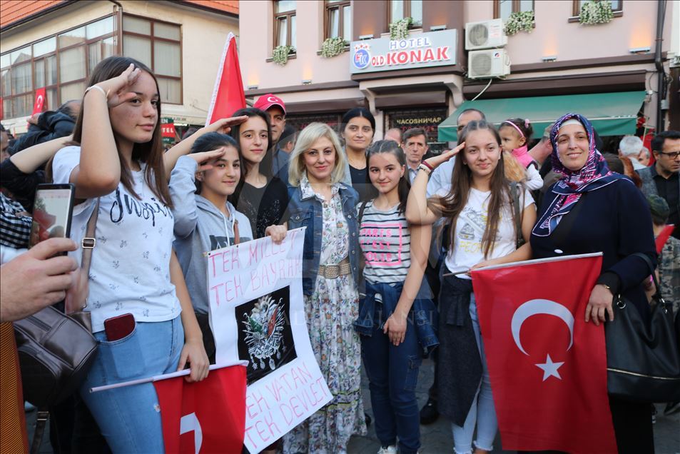 Shkup, organizohet "Mitingu i solidarizimit me Turqinë"