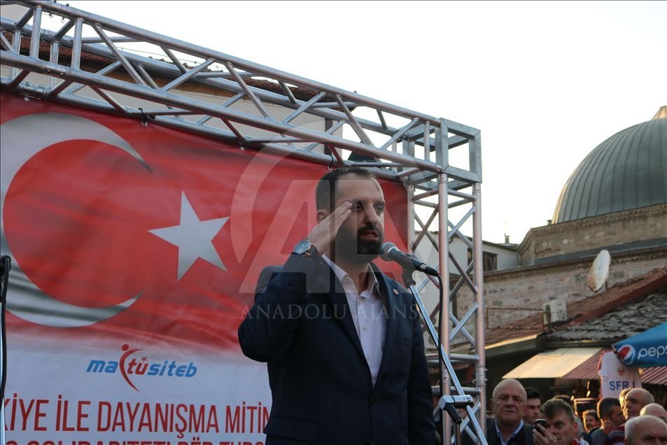Shkup, organizohet "Mitingu i solidarizimit me Turqinë"